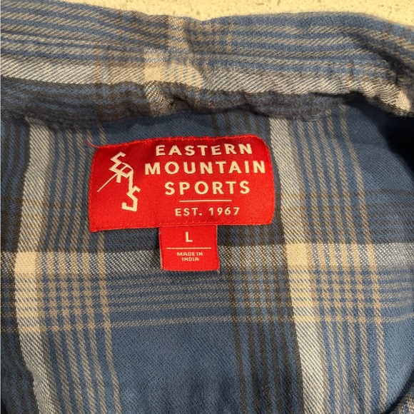 Eastern Mountain Sports Blue and Gray Flannel Shirt - Picture 3 of 7